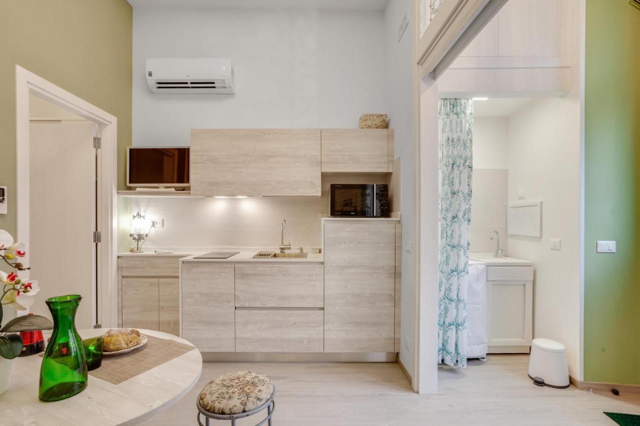 Madame Bari' Suite Apt In The Heart Of Bari Zewnętrze zdjęcie