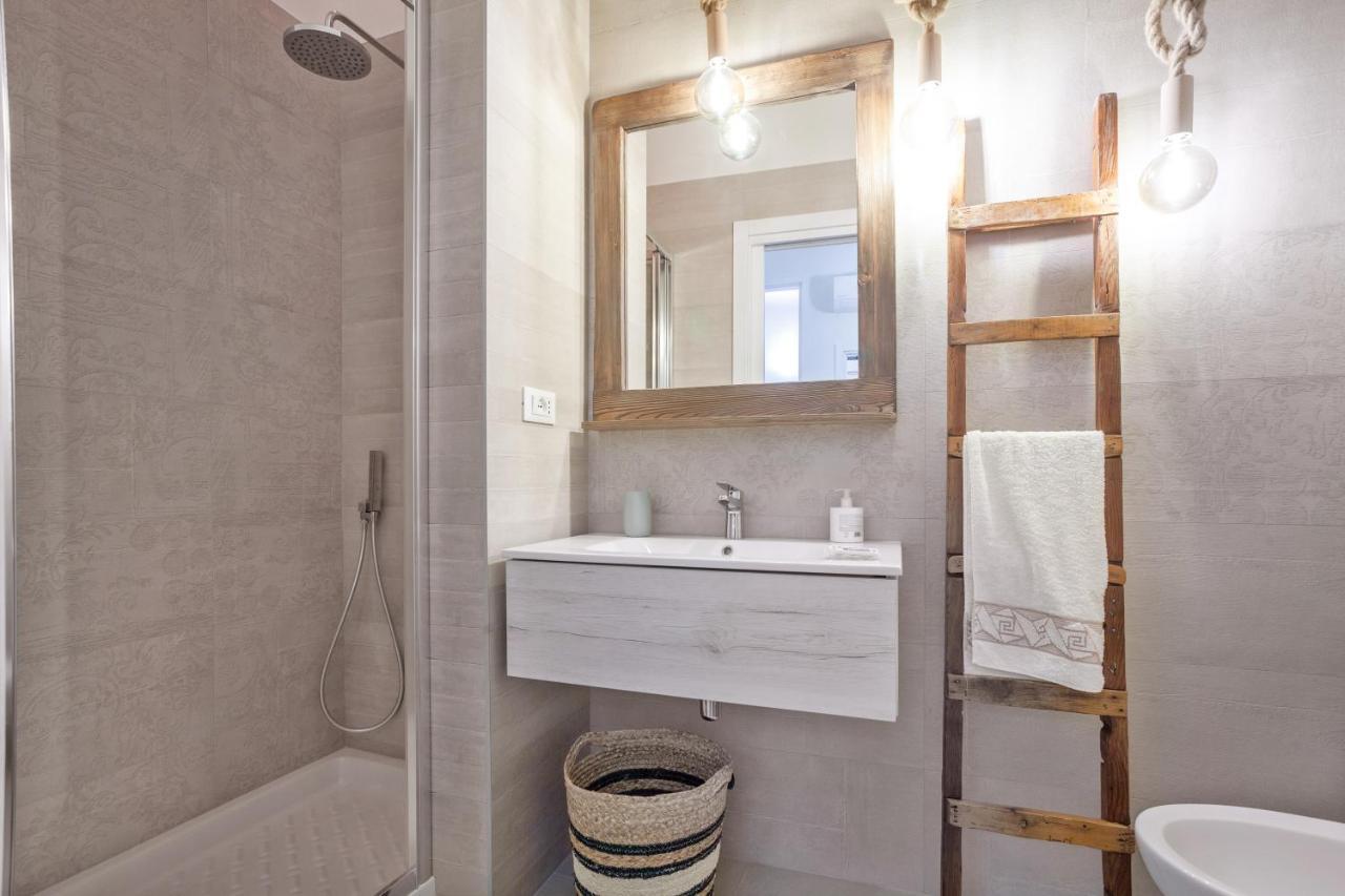Madame Bari' Suite Apt In The Heart Of Bari Zewnętrze zdjęcie